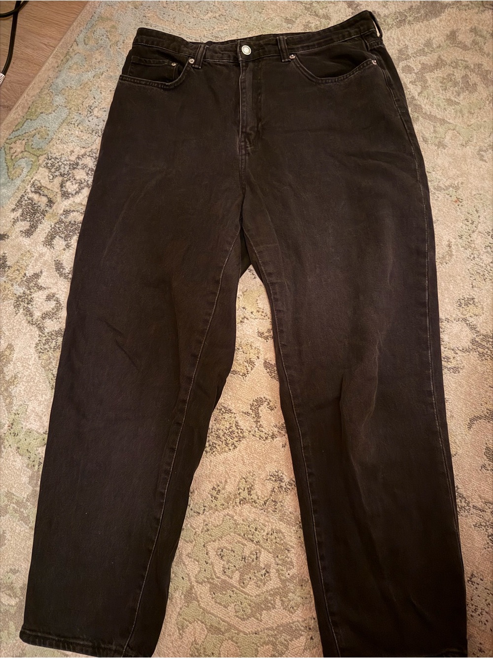 Loose Fit Jeans